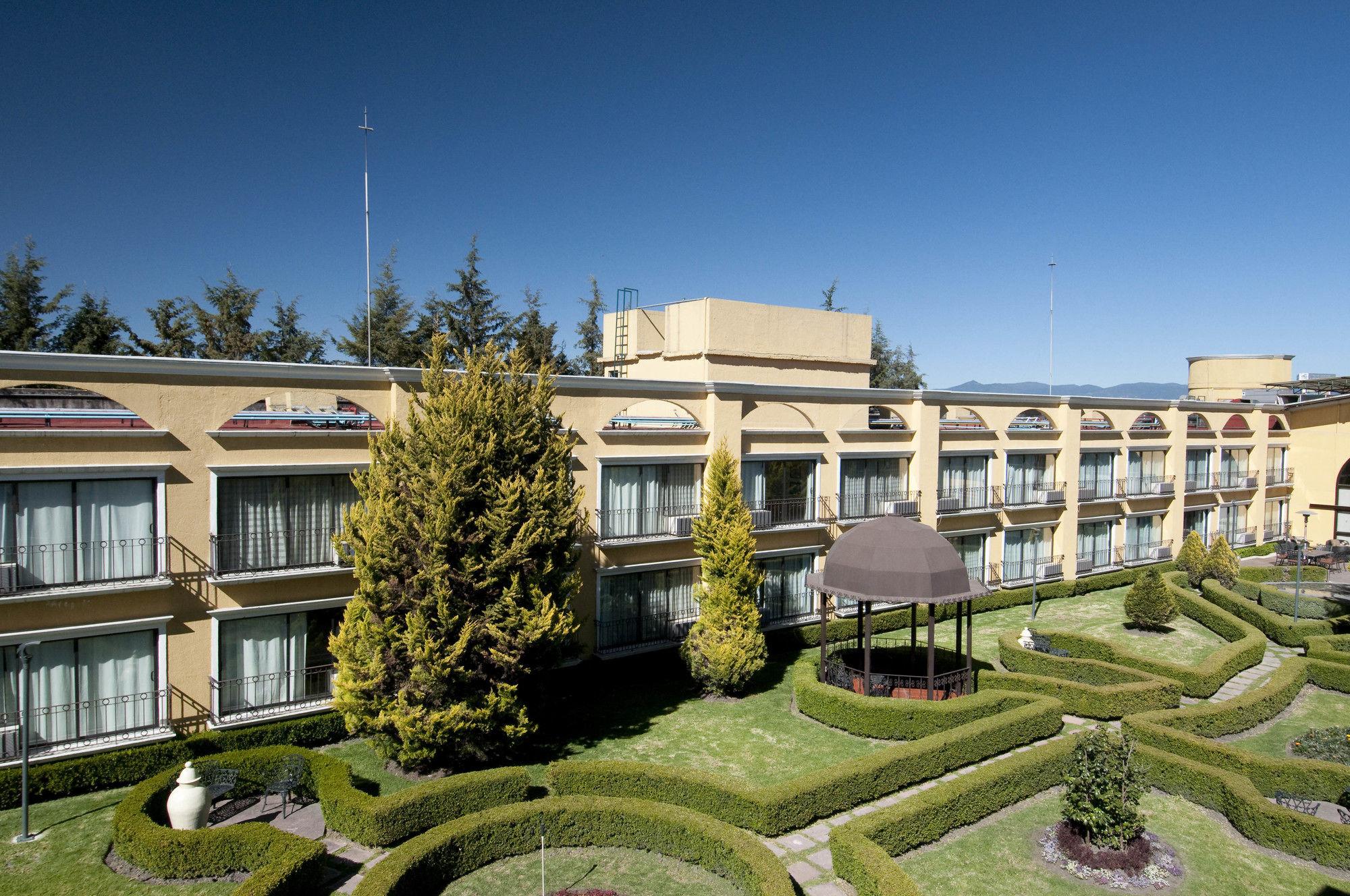 Courtyard Toluca Airport Hotel Exterior foto